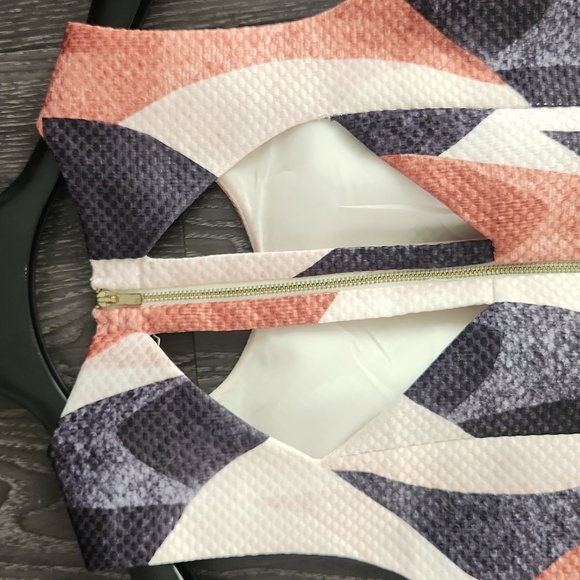 H&M Geometric Print Black, White Brown Dress Size 8 - Picture 5 of 5